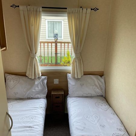 The Luxury Wolds Retreat 6 Berth 3 Bedrooms Beds Made For Arrival Wifi Ingoldmells Exterior foto